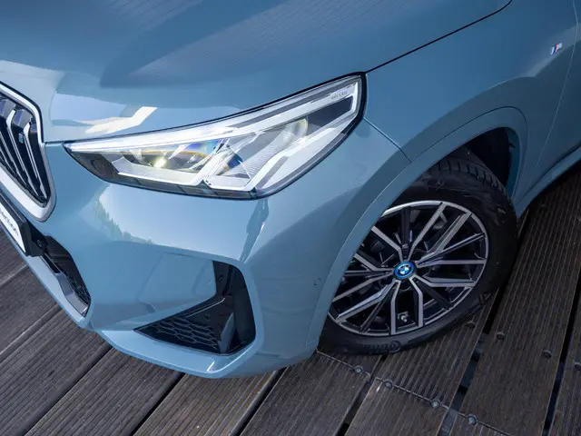 BMW iX1 xDrive30 2023 Elektrisch 11