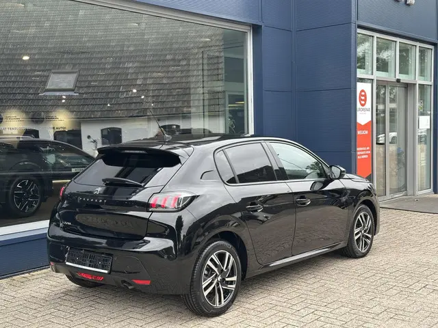Peugeot 208 1.2 Turbo 100 PK Allure 2023 Benzine 4