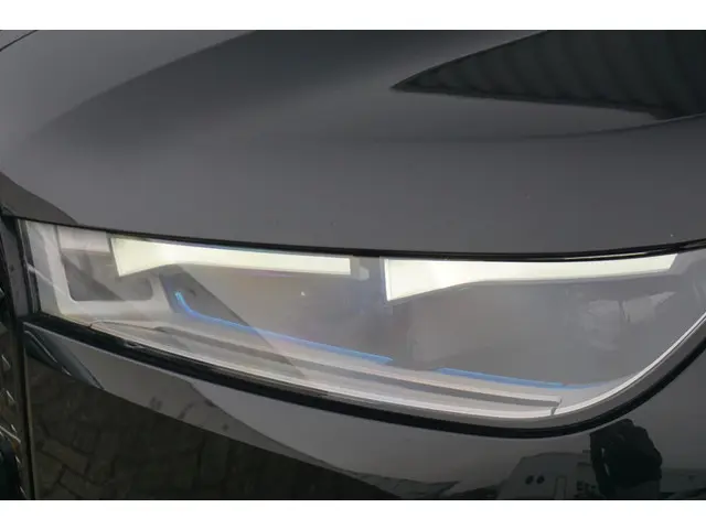 BMW iX xDrive40 2023 Elektrisch 17