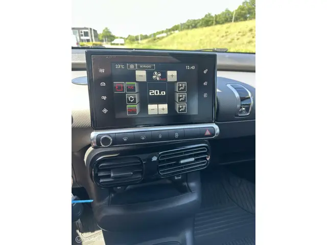 Citroën C4 Cactus 1.2 PureTech Shine 2017 Benzine 6
