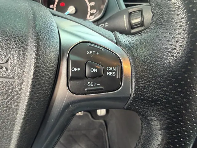 Ford Fiesta 1.0 EcoBoost ST Line 2017 Benzine 19