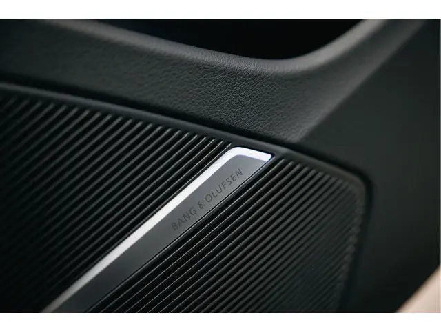 Audi RSQ8 4.0 TFSI quattro 2021 Hybride Benzine 22