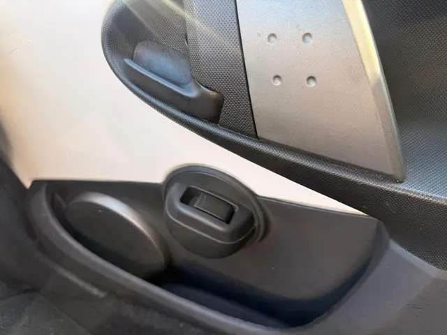 Toyota Aygo 1.0 VVT-i Xpress 2013 Benzine 9