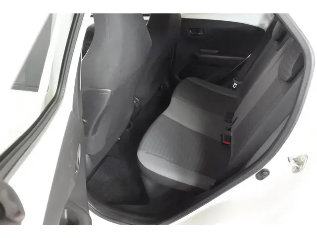 Toyota Aygo 1.0 VVT-i X-play 2020 Benzine 22