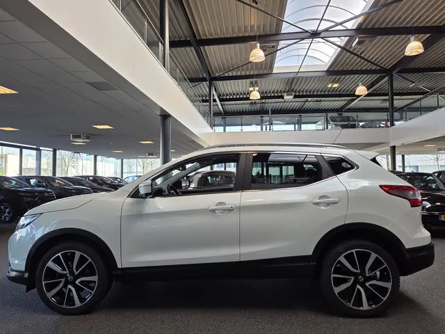 Nissan QASHQAI 2