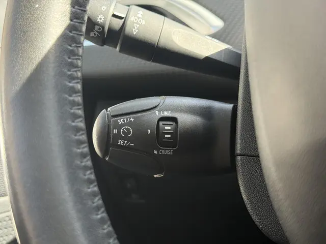 Peugeot 2008 1.2 PureTech Active 2016 Benzine 21