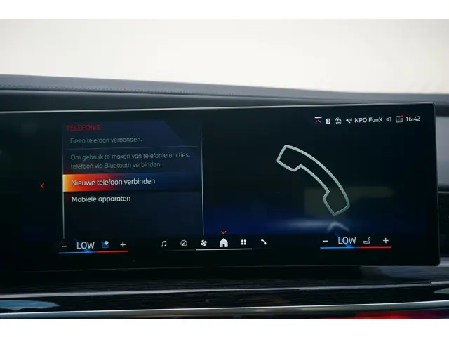 BMW 7 Serie 750e xDrive 2025 Hybride Benzine 28