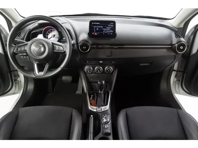 Mazda 2 1.5 90pk Automaat GT-M 2019 Benzine 6