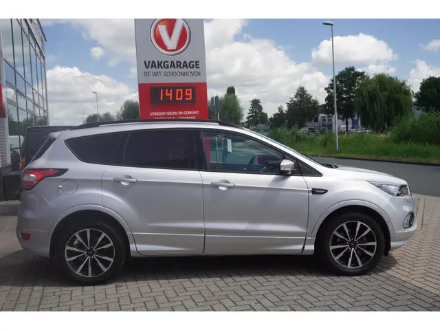 Ford Kuga 1.5 EcoBoost ST Line / Cruise 2019 Benzine 2