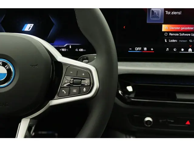 BMW i4 eDrive35 2025 Elektrisch 9