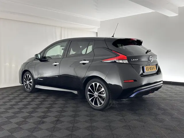 Nissan Leaf 2.ZERO EDITION 40 kWh 2018 Elektrisch 4