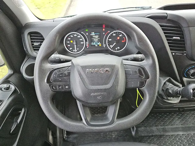 Iveco Daily 35C16 2021 Diesel 11