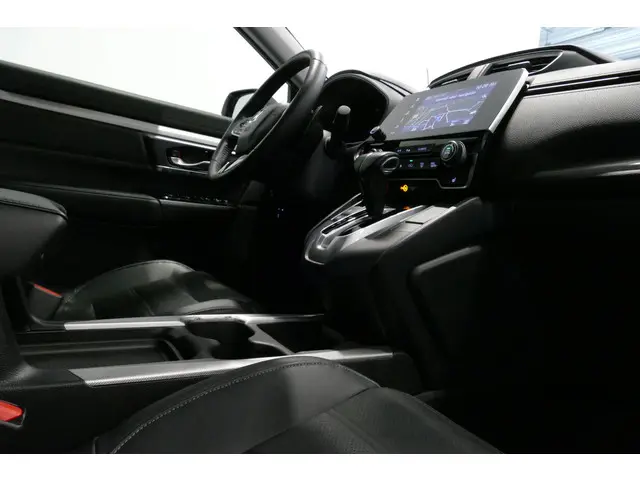 Honda CR-V 1.5 AWD Executive 2019 Benzine 31