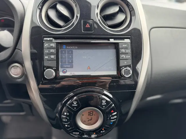 Nissan Note 1.2 Connect Edition 2014 Benzine 44