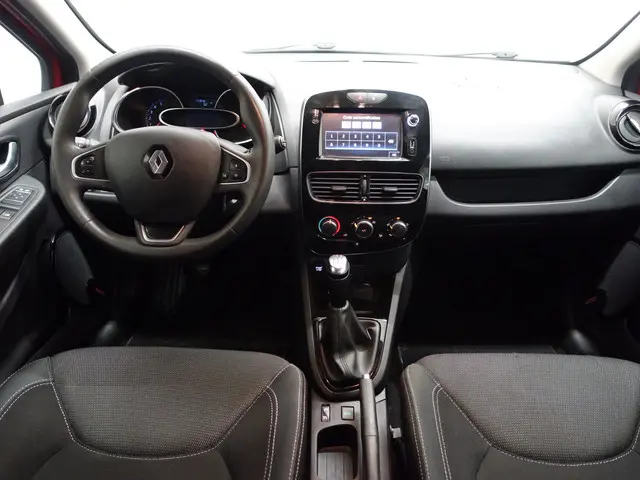 Renault Clio 0.9 TCe Sport- 2017 Benzine 7