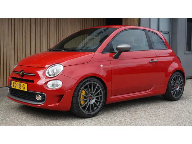 Fiat 500 S 0.9 TwinAir Turbo 105PK! Sport 2018 Benzine 4