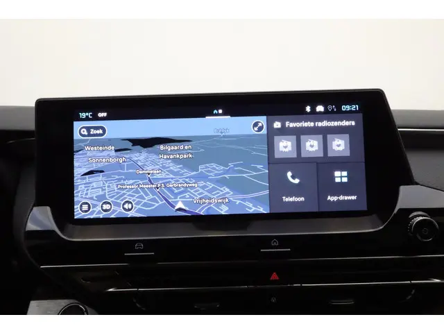 Citroën C5 X C5X 1.2 PureTech Plus 2025 Benzine 21