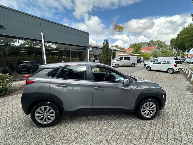 Hyundai Kona 1.0 T-GDI i-Drive 2020 Benzine 9