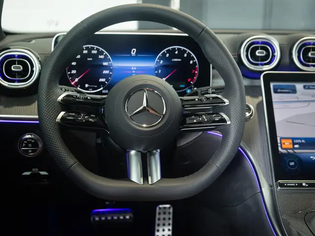 Mercedes-Benz C-Klasse Estate 180 AMG Line 2024 Benzine 30