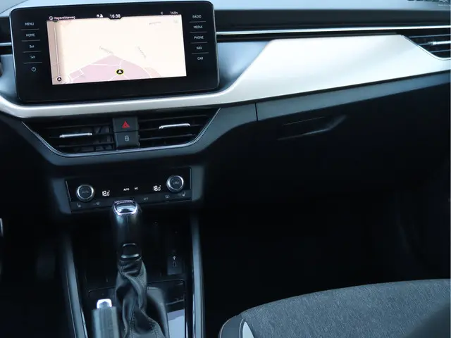 Škoda Scala 1.0 TSI Business Edition 2019 Benzine 19