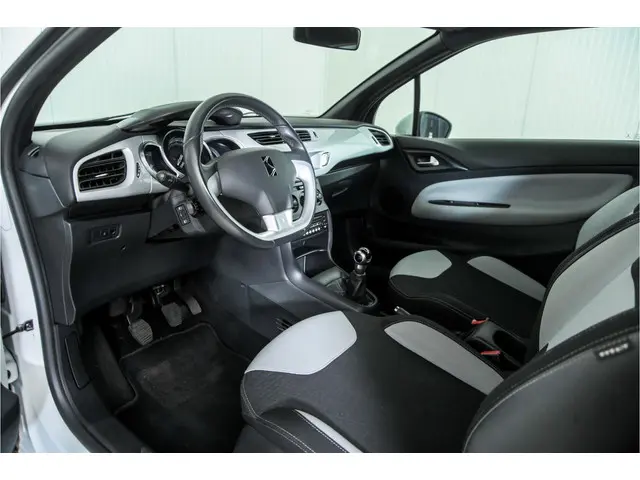 Citroën DS3 1.2 VTi 2014 Benzine 16