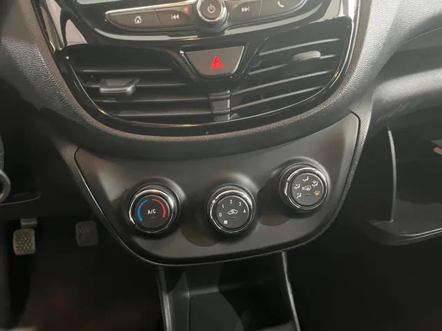 Opel KARL 1.0 ecoFLEX Edition 2016 Benzine 10