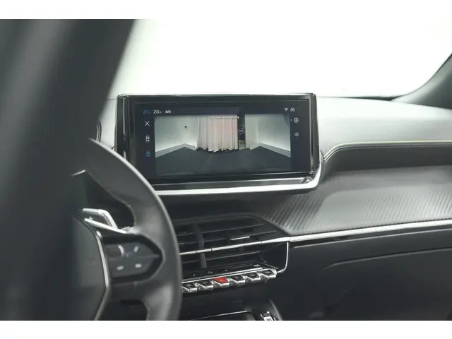Peugeot 2008 PureTech 130 EAT8 GT 2024 Benzine 17