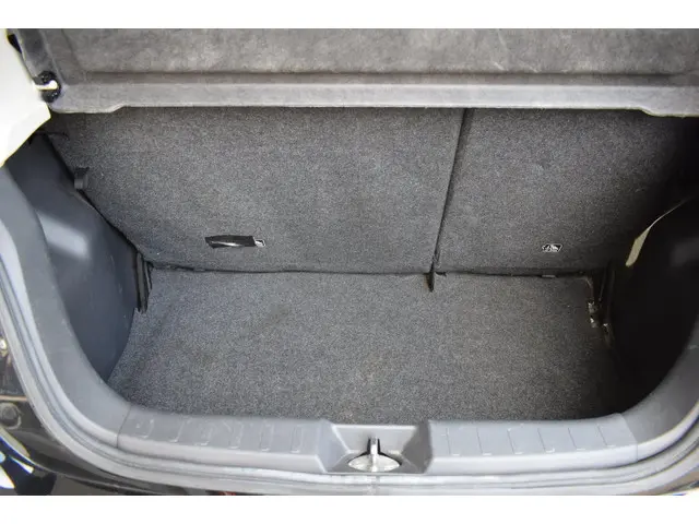 Mitsubishi Space Star 1.0 Cool+ 2017 Benzine 12