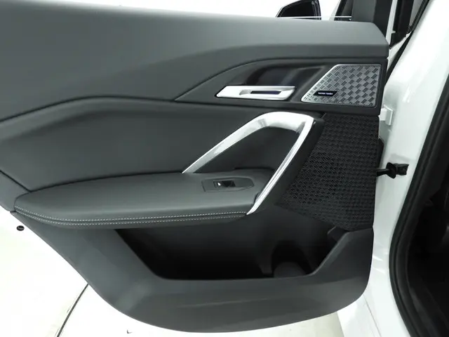 BMW X2 sDrive20i 2025 Benzine 25