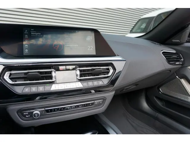BMW Z4 sDrive20i 2024 Benzine 10