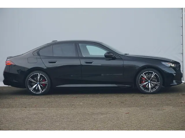 BMW i5 eDrive40 2025 Elektrisch 4