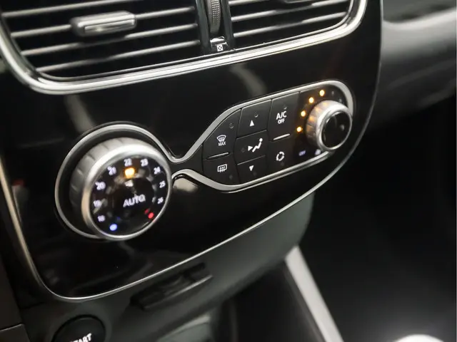 Renault Clio 0.9 TCe Bose Sport 2018 Benzine 9