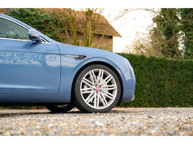 Bentley Flying Spur 4.0 V8 2016 Benzine 28