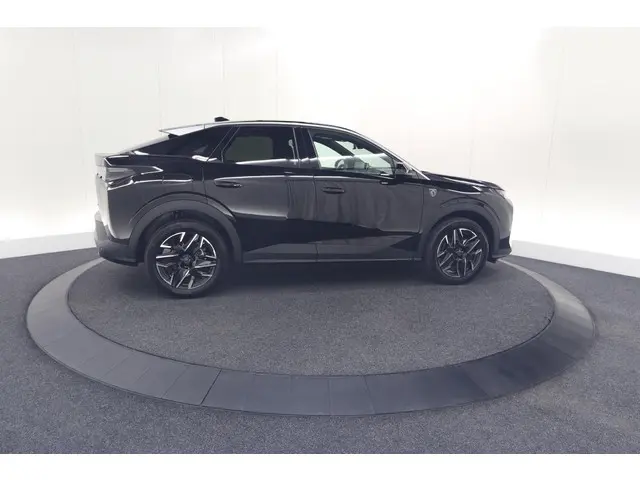 Peugeot 3008 1.2 Hybrid 136 GT 2025 Hybride Benzine 9