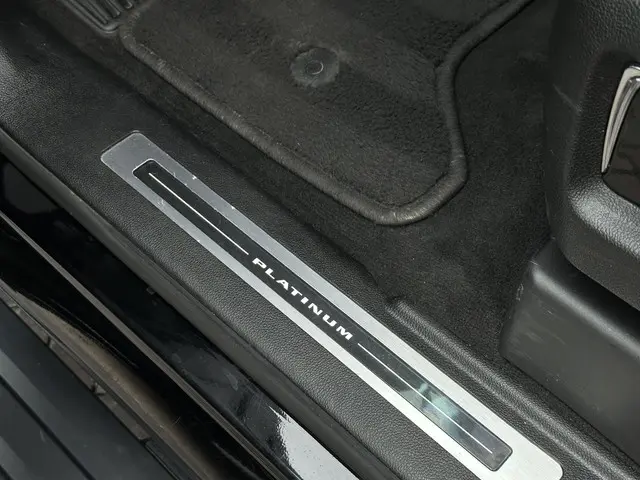 Cadillac Escalade 6.2 V8 Platinum 2018 Benzine 27