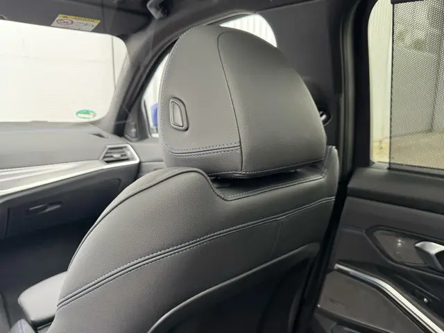 BMW 3 Serie Touring 330e xDrive 2024 Hybride Benzine 40