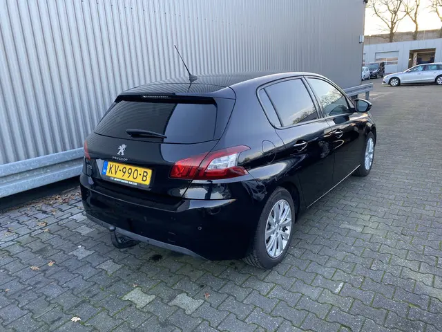 Peugeot 308 1.2 PureTech Style 2016 Benzine 2
