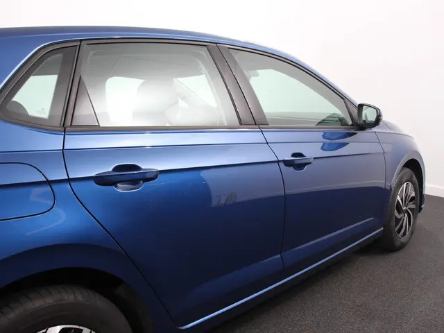 Volkswagen Polo 1.0 TSI Life 2022 Benzine 32