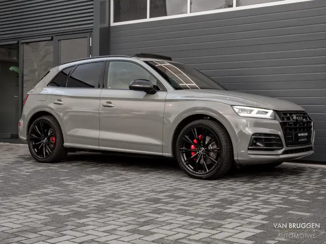 Audi Q5 50 TFSI e quattro S-Line 2021 Hybride Benzine 19