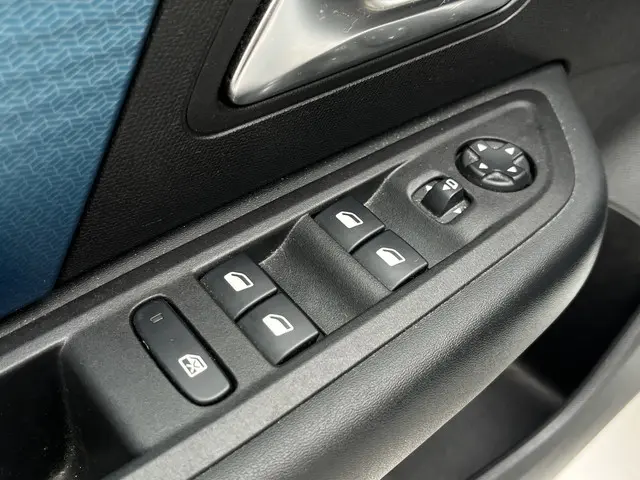 Citroën ë-C4 Feel Edition 50 kWh 2021 Elektrisch 24