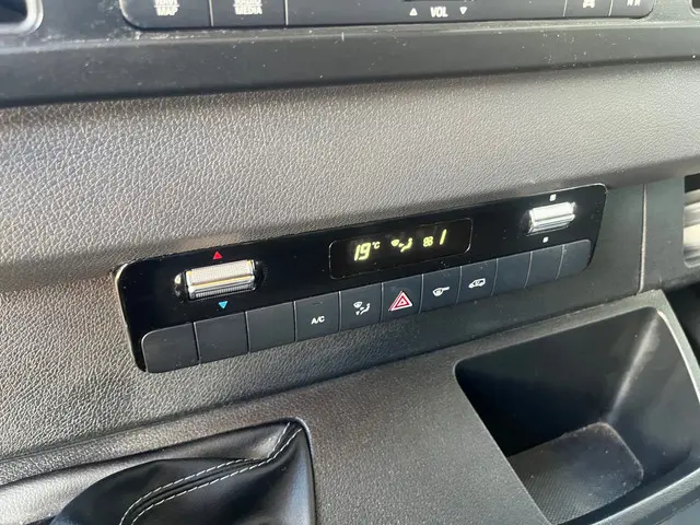 Mercedes-Benz Sprinter 317 1.9 CDI L2H2 2022 Diesel 16
