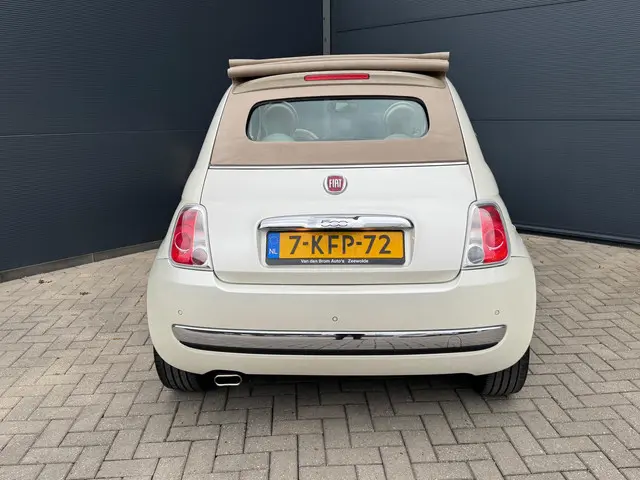 Fiat 500C 0.9 TwinAir Lounge / Cabrio / Leer 2013 Benzine 11