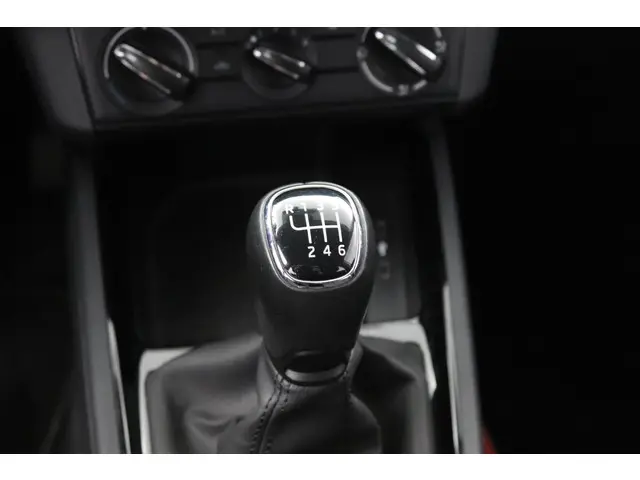 Škoda Kamiq 1.0 TSI 110pk Ambition 2021 Benzine 29