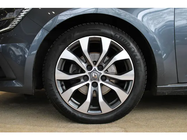 Renault Mégane Estate 1.3 TCe 140 Techno 2023 Benzine 26