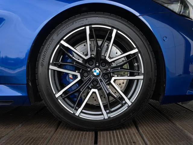 BMW M5 Sedan 2024 Hybride Benzine 6