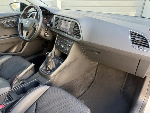 SEAT Leon 1.4 EcoTSI FR 2015 Benzine 17