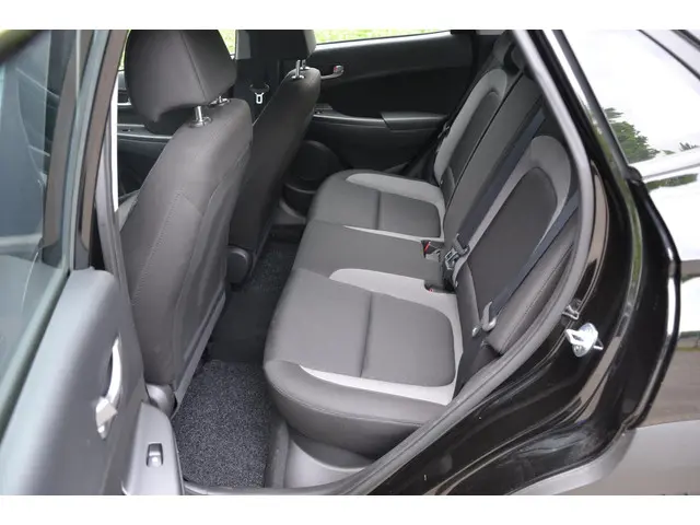 Hyundai Kona Hyundai Kona 1.0 TGDI Trend 2WD 2018 Benzine 7
