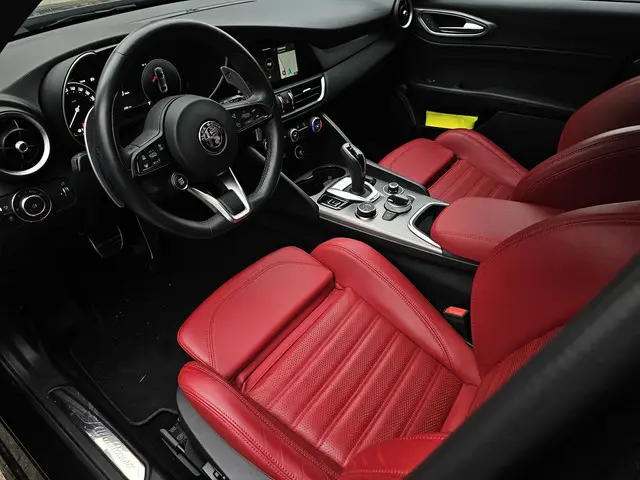 Alfa Romeo Giulia 2.0 T GME AWD Veloce 2023 Benzine 3