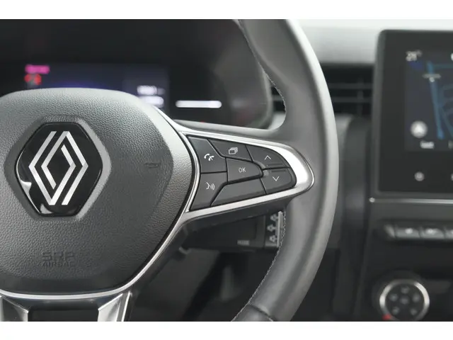 Renault Clio TCe 90 GPF Evolution 2024 Benzine 31