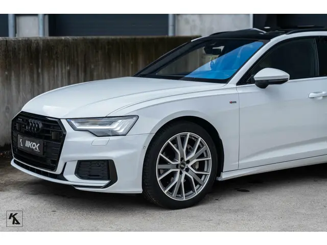 Audi A6 Avant 45 TFSI | 2019 Quattro | S-line 2019 Benzine 10